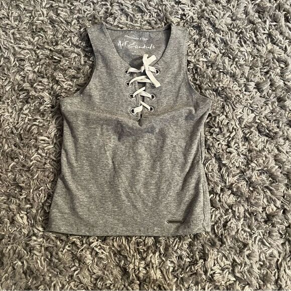 Abercrombie and fitch grey lace up cropped tank size xs - Picture 1 of 2